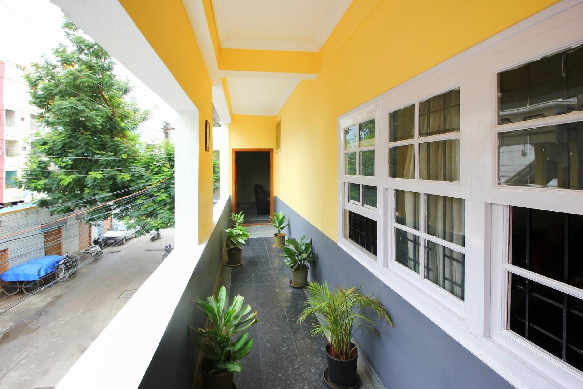 Super Collection O Begumpet Formerly Alpine Glow Sunrise Haiderabad Buitenkant foto