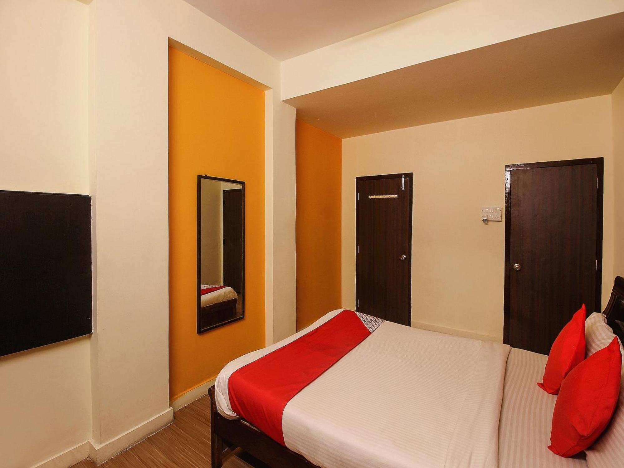Super Collection O Begumpet Formerly Alpine Glow Sunrise Haiderabad Buitenkant foto