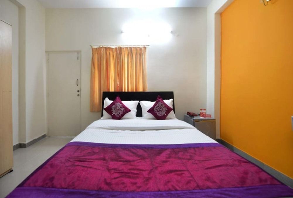 Super Collection O Begumpet Formerly Alpine Glow Sunrise Haiderabad Buitenkant foto