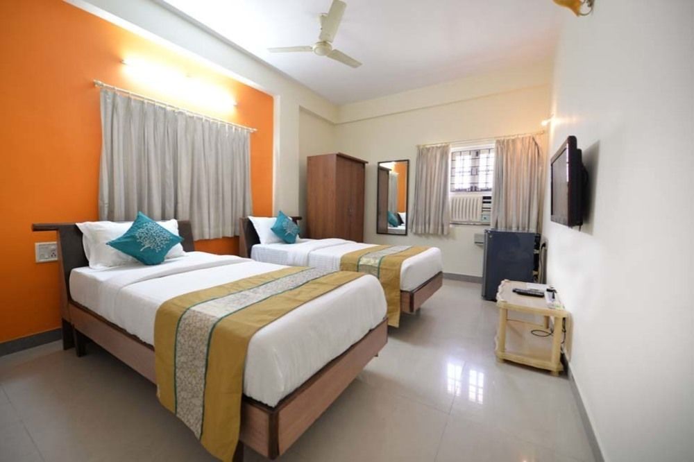 Super Collection O Begumpet Formerly Alpine Glow Sunrise Haiderabad Buitenkant foto